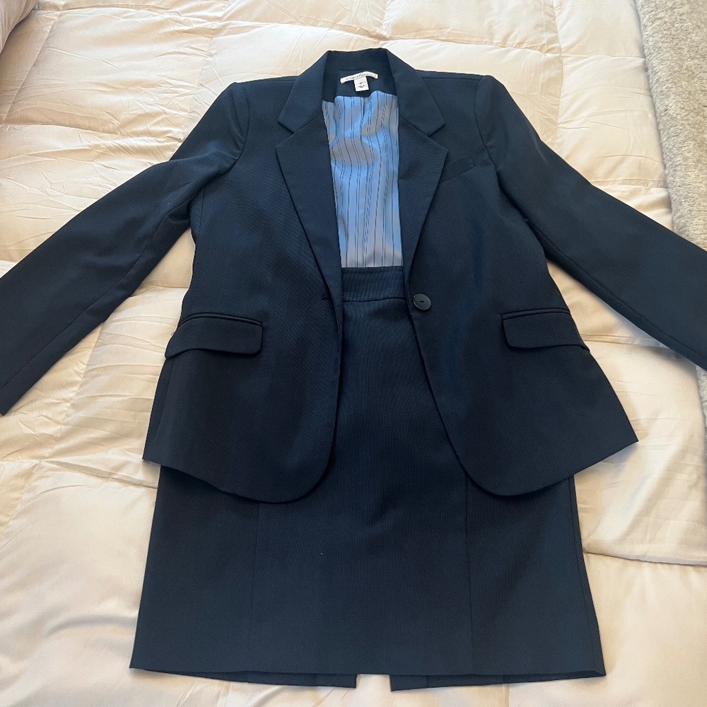 Kenneth Cole NY Skirt Suit in Excellent Condition